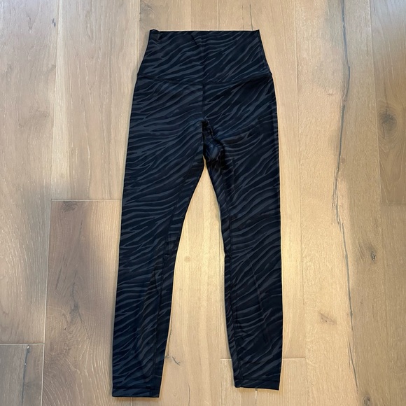 lululemon athletica Pants - Lululemon Align 25” size 4 Black Zebra Print